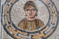 26-P1200122